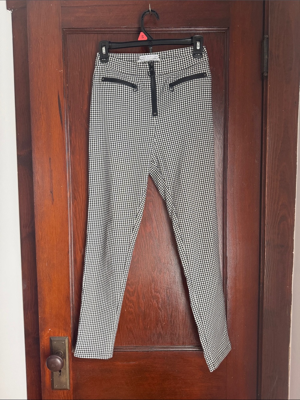 Urban Outfitters Black & White Houndstooth women’s Tapered Pants